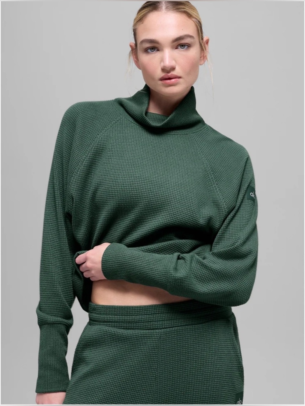 Alo Yoga Waffle Weekend Escape Long Sleeve Green Textured Knit Top Mock Neck S M